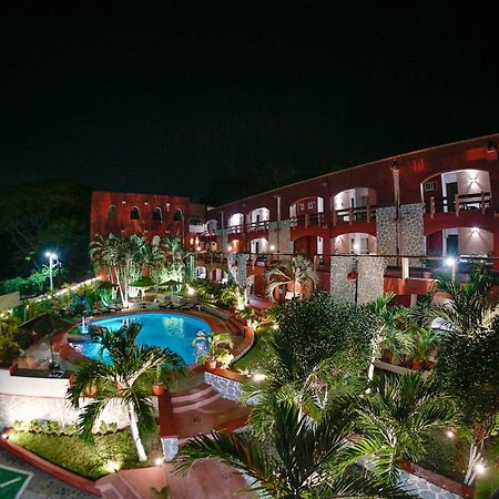Hotel Zihua Caracol 지와타네호 외부 사진