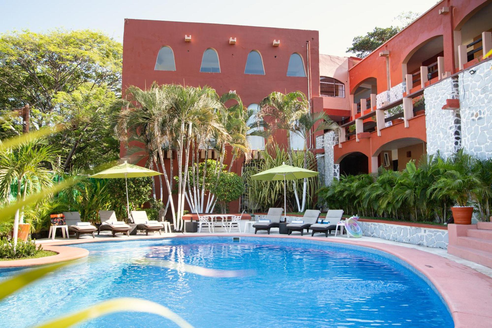 Hotel Zihua Caracol 지와타네호 외부 사진