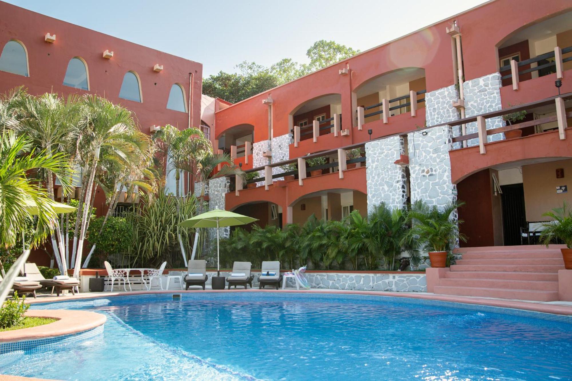 Hotel Zihua Caracol 지와타네호 외부 사진